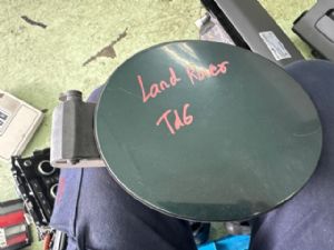 Land Rover Discovery L462 2017-on Fuel Filler Pipe Cover