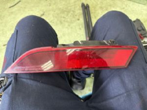 Land Rover Discovery L462 2017-on Rear Bumper Retainer LR
