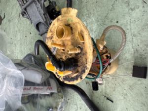 Land Rover Discovery L462 2017-on Electric Fuel Pump