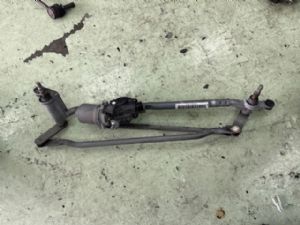 Land Rover Discovery L462 2017-on Front Wiper Motor