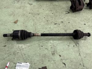 Land Rover Discovery L462 2017-on RR Driveshaft
