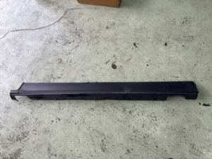 Land Rover Discovery L462 2017-on L Side Skirt