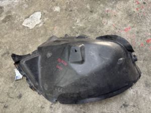 Land Rover Discovery L462 2017-on LF Guard/Fender to Cowl Side Seal