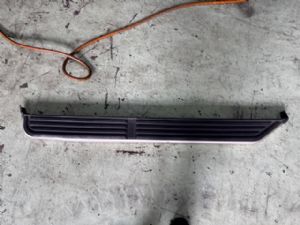 Land Rover Discovery L319 LR4 2009-2016 RH Side Step