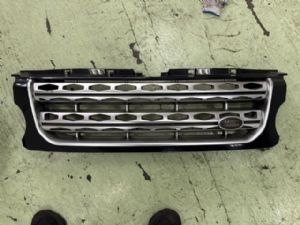 Land Rover Discovery L319 LR4 2009-2016 Grille
