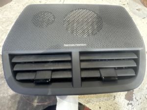 Polestar Polestar 2 2019-2023 Dash Vent Surround Centre