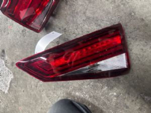 Seat Ateca 2020-2024 R Boot Light