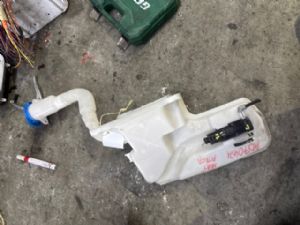 Seat Ateca 2020-2024 Front Washer Bottle
