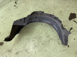 Land Rover Discovery L319 LR4 2009-2016 RF Guard/Fender to Cowl Side Seal