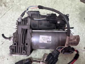 Land Rover Discovery L319 LR4 2009-2016 Self Leveling Pump