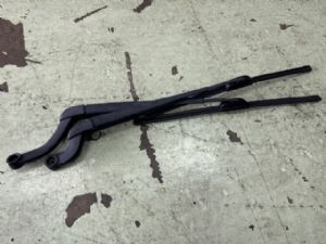 Land Rover Discovery L319 LR4 2009-2016 Front Wiper Arm