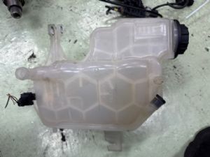Land Rover Discovery L319 LR4 2009-2016 Radiator Spare Tank