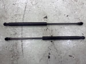 Land Rover Discovery L319 LR4 2009-2016 Bonnet Gas Struts (Set)