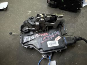 Volkswagen Caddy Type 2K 2003-2009 LF Door Actuator