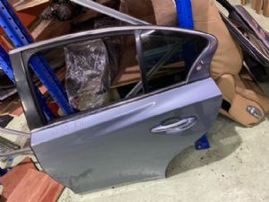 Infiniti Q50 Q50 2016-on LR Door Actuator