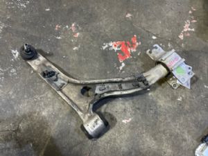 Mercedes-Benz CLA W117 2013 - 2015 RF Lower Arm
