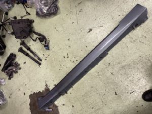 Infiniti Q50 Q50 2016-on R Side Skirt