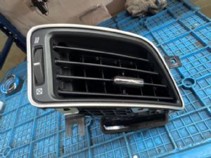 Infiniti Q50 Q50 2016-on Dash Vent Surround LH