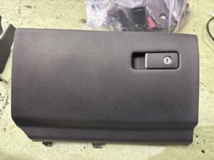 Infiniti Q50 Q50 2016-on Glove Box