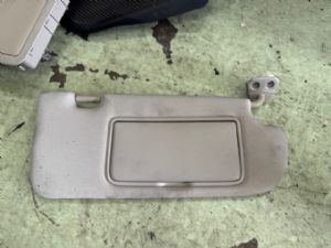 Infiniti Q50 Q50 2016-on RH Sunvisor