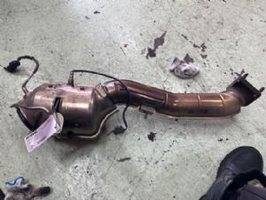 Infiniti Q50 Q50 2016-on Catalytic Converter