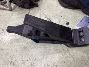 Infiniti Q50 Q50 2016-on Accelerator Pedal
