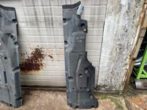 Mercedes-Benz GL Class X166 2012-on Engine Rocker Cover LH