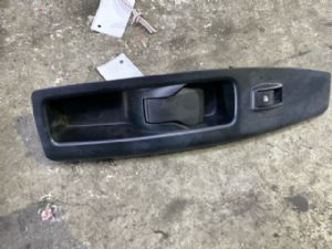 Fiat Doblo 263 2015-on LF Window Switch