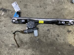 Fiat Doblo 263 2015-on LF Door Regulator Motor