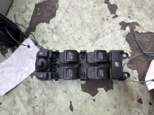 Land Rover Freelander 2 L359 2009-2011 RF Window Switch
