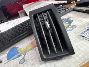 Land Rover Freelander 2 L359 2009-2011 Dash Vent Surround LH