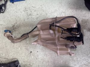 Land Rover Freelander 2 L359 2009-2011 Front Washer Bottle