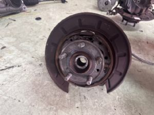 Land Rover Freelander 2 L359 2009-2011 LR Knuckle