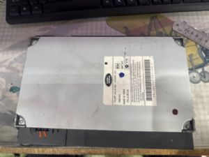 Land Rover Freelander 2 L359 2009-2011 Stereo Amplifier