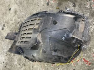 Land Rover Discovery L462 2017-on RF Guard/Fender to Cowl Side Seal