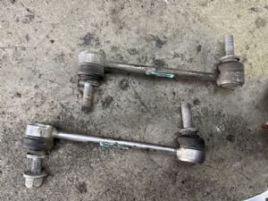 Land Rover Discovery L462 2017-on LF Sway Bar Link