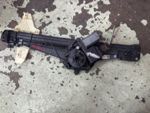Peugeot 3008 II 2016-2018 RR Door Regulator Motor