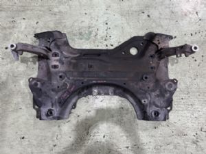 Peugeot 3008 II 2016-2018 Front Crossmember