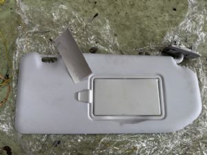 Peugeot 3008 II 2016-2018 RH Sunvisor