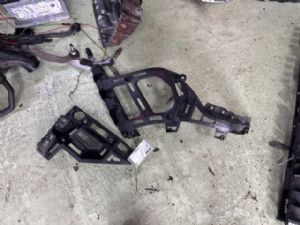 Peugeot 3008 II 2016-2018 Rear Bumper Retainer LR