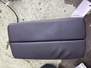 Peugeot 3008 II 2016-2018 Centre Console Lid (Catch Only)