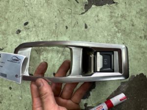 Peugeot 3008 II 2016-2018 Handbrake Switch