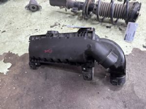 Peugeot 3008 II 2016-2018 Air Cleaner Assembly EFI Air Box