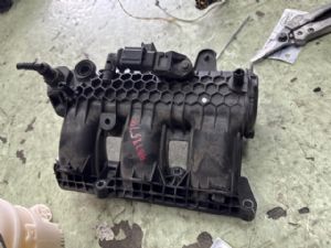 Peugeot 3008 II 2016-2018 Engine Inlet Manifold