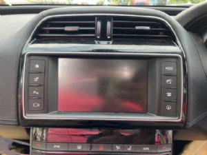 Jaguar XE Series X760 2015-2017 Dash Display Unit