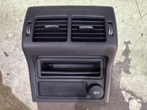 Jaguar XE Series X760 2015-2017 Rear Air Conditioning Vent