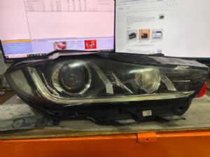 Jaguar XE Series X760 2015-2017 R Headlight (HID)