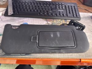 Jaguar XE Series X760 2015-2017 RH Sunvisor
