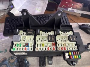 Jaguar XE Series X760 2015-2017 Fuse Box