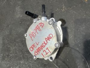 Opel Grandland X 2017-2021 Engine Vacuum Pump